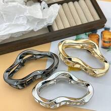 1pc Hollow Alloy Large Hair Claw (Slight Scratches Are Normal, Internal Texture Is Random) - Silver - View 1