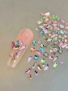 Gaya Musim Gugur, Sekitar 100 Buah Aksesori Patch Logam Rhinestone Campuran Berbagai Bentuk Acak, Rhinestone Bentuk Hati, Bintang, Tetesan Air Mata & Tidak Beraturan, Bahan Campuran, Berkilau Multi-Warna & Gaya yang Kaya, Berbagai Bentuk untuk Dipadukan Secara Bebas, untuk Kreasi Berlapis - MultiWarna - View 1