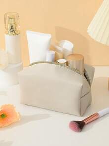 A Fashionable Minimalist, Portable Waterproof Cute Makeup Bag - Grey - View 4