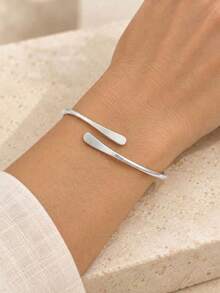 1pc Gold Tone Cuff Bracelet For Women, Minimalist Open Bangle With Flat Ends, Slim Stackable Jewelry For Everyday Wear And Work - Multicolor - View 10