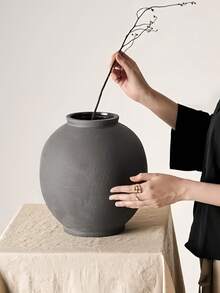 Large White Vase - 5.7 Inch Rustic Style Vase, Suitable For Home Decor, Minimalist Tall Vase, Can Be Used For Living Room, Dining Table, Bathroom, Holiday And Wedding (Black) - A - View 6