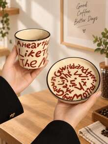 Set Cangkir dan Piring Kecil Kopi Keramik Cetak Huruf Underglaze, Set Mug dan Piring Artistik Warna Krem untuk Espresso Latte Teh Susu, Hadiah Sarapan Teh Sore Rumah Kantor - MultiWarna - View 5