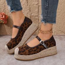 Women's Straw Woven Wedge Shoes With One-Strap Buckle, Woven Toe Cap And Spliced Upper, Thick Sole Versatile Shoes - Brown - View 3