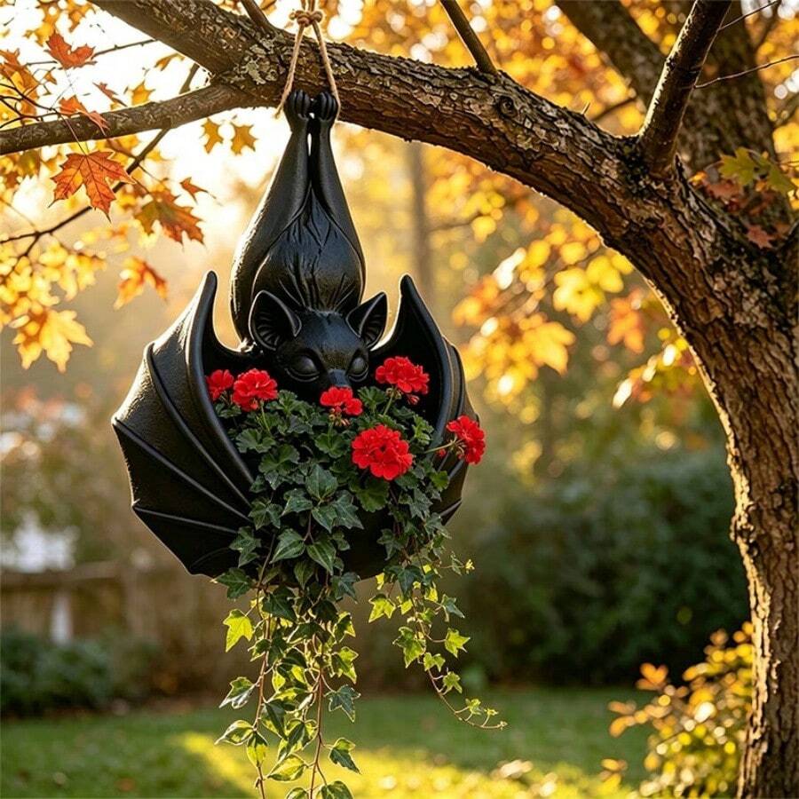 Bat Shaped Hanging Planter & Storage Basket - Gothic Style Resin Bat Wall Planter, Suitable For Trailing Plants, Indoor/Outdoor Decor, Asymmetrical Bat Themed Planter, Suitable For Balcony, Home - Plastic Hanging Planter Bracket Gift