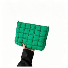 Puff Quilted Makeup Bag, Large Capacity Portable Travel Toiletry Bag, Women's Cloud Air Cushion Storage Bag, Handheld - Multicolor - View 3