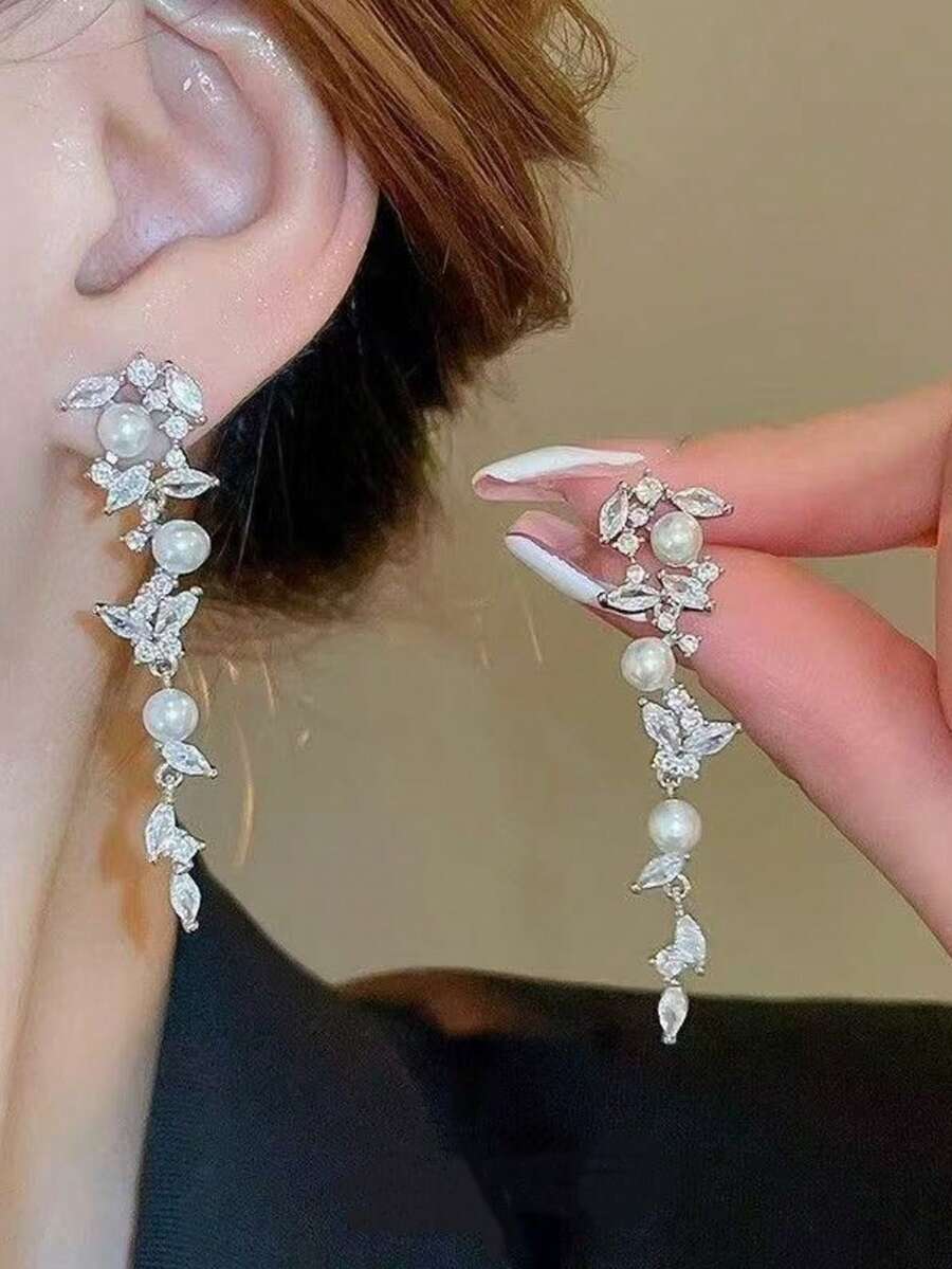 1 Pair Of Fashionable Personalities Long Style Faux Pearl Earrings Sweet And Minimalist Style Wedding Party Accessories - Silver - View 1