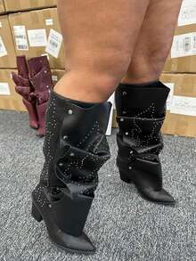 GOGD Sepatu Bot Setinggi Lutut Wanita dengan Bordir, Hak Tebal, Ujung Lancip, Bagian Depan yang Dapat Dilepas, Betis Lebar, Model Longgar - Hitam - View 5