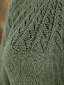 Plus Size Women's Loose Casual Round Neck Long Sleeve Knit Sweater, Textured Pattern Minimalist Design, Versatile Everyday Style - Green - View 11