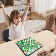 9.5 英吋磁性蛇梯棋盤遊戲，可折疊便攜旅行棋盤遊戲，適合兒童家庭、派對聚會、聖誕新年生日禮物，男孩女孩通用（隨機包裝款式發貨） - 9.5吋蛇梯棋盤 - 查看 3