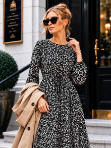 Women's A-Line Floral Maxi Dress With Long Sleeves - Black - View 7