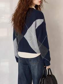 Women's New Autumn/Winter Minimalist Style Large Argyle Pattern Crew Neck Pullover Sweater - Navy Blue - View 2