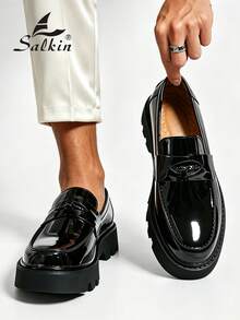 Salkin 新款英式設計男士粗齒厚底樂福鞋 流蘇式一腳蹬厚底鞋 平價品牌感 舒適圓頭 優雅紳士正式鞋 紳士商務漆皮亮面鞋 純色鞋面 防滑耐磨 加厚增高鞋底 日常休閒鞋 男士情侶約會出遊 百搭派對宴會婚禮時尚新郎鞋 男士社交鞋 假期禮物 全季適用 - 黑色 - 查看 10