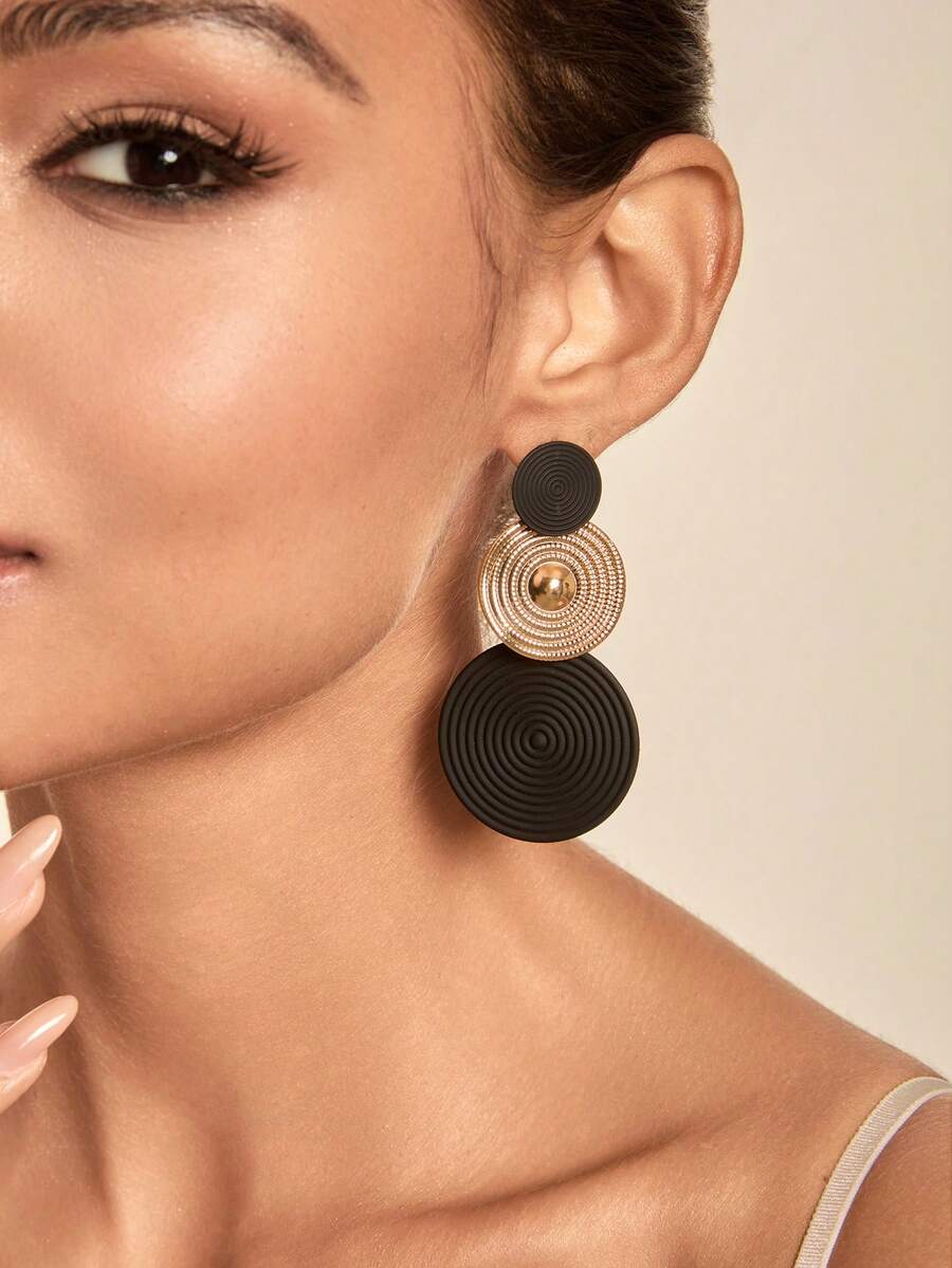 Altistry 1 Pair Fashionable Exaggerated Round Embossed Earrings - Black - View 1