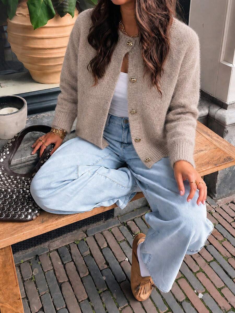 Women's Autumn/Winter Casual Elegant Commute Round Neck Metal Button Knit Cardigan, Simple Versatile, Office Commute Outfit - Apricot - View 1