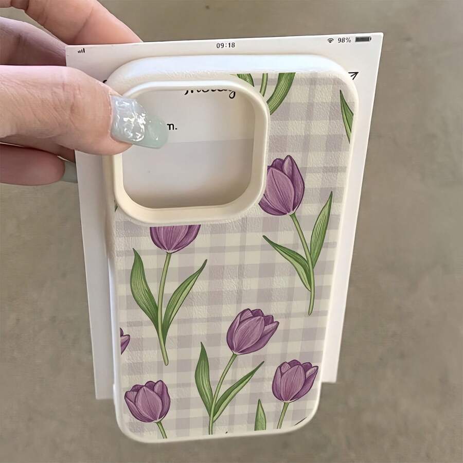 1 buah Casing Ponsel Minimalis Matte Putih dengan Pelindung Lensa dan Motif Kotak-kotak Ungu Tulip, Dapat Dipersonalisasi, Kompatibel dengan iPhone 16 Pro Max/18/17/16/15/14 Plus/13/12/11/Air, Kompatibel dengan Seri - MultiWarna - View 1