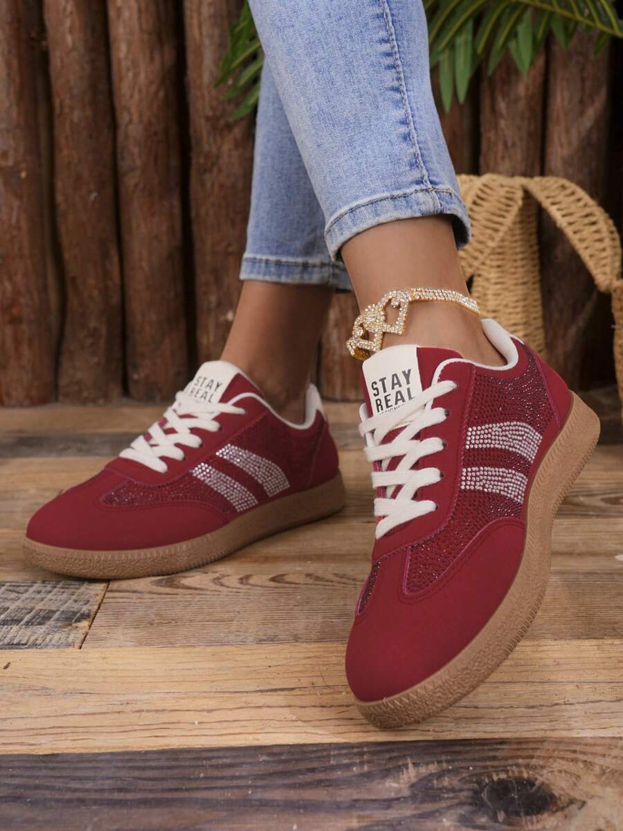 Sneakers Kasual Wanita, Desain Tali Ikat, Struktur Sol Datar - Merah - View 1