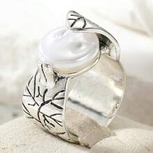 Vintage Bohemian Wide Band Ring, Engraved Leaf Pattern, Women's Decorative Jewelry Gift - Silver - View 9