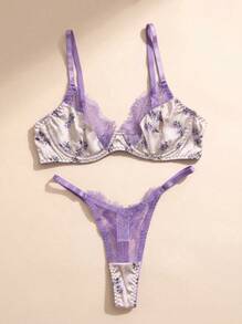 Aesletic Set Lingerie Seksi Wanita Motif Bunga dengan Patchwork Renda - Purple - View 9