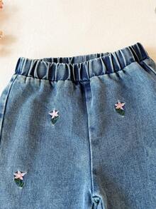1pc Baby Girl Sweet Floral Embroidery Blue Wide Leg Pants, Casual Autumn Style - Light Wash - View 5