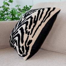 One Embroidered Tiger Pattern Pillow Cover, Light Luxury Decorative Pillowcase For Living Room Bed Sofa Cushion Back Pillow Cover - Multicolor - View 5