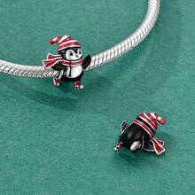 1pc Silver Plated Red & Green Christmas Atmosphere Christmas Tree Santa Claus Bell Gingerbread Man Christmas Hat Beaded Pendant Suitable For Bracelet Necklace DIY Jewelry Making Christmas Surprise Gift - Silver Or Gold - View 3