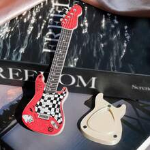 1pc Guitar Shaped Pick Holder Creative Personalized Desktop Decor Ornament Rock Musician Guitar Enthusiast Gift - Multicolor - View 1