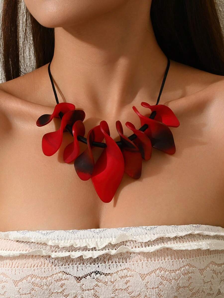 1pc Bohemian Vintage Exaggerated Short Collarbone Chain Necklace Women's Jewelry Accessory - Red - View 1