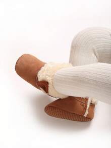 Sepatu Bot Bayi Perempuan Berbulu Lembut, Kerah Bulu Lipat dengan Pita, Sol Lembut, Sepatu Bot Hangat untuk Bayi Baru Lahir Sebelum Berjalan - Coklat - View 8