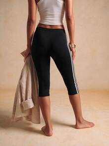 New Versatile Solid Color Split Hem Elastic Slim FitBermuda Shorts - Black - View 3