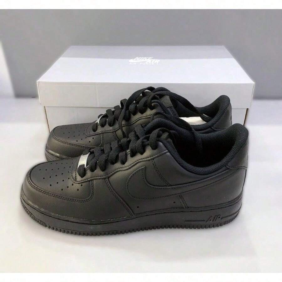 Nike أحذية رياضية رجالية - الأسود - مشاهدة 1