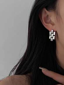 1 Pair Fashionable Luxury Geometric Square Patchwork Earrings Suitable For Women's Daily Commute Wear - Silver - View 5