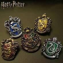 Warner Bros 1pc Authentic "Harry Potter" Hogwarts Metal Brooch, Vintage Enamel School Emblem Lapel Pin, Cosplay Costume Accessory, Party Gift, Christmas Gift (Random Style) - Multicolor - View 6