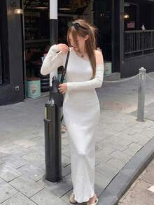 Autumn New French Style Elegant Asymmetrical Shoulder Knit Dress, Slim Fit Sexy Bodycon Long Dress, Women's Autumn Pullover Dress - White - View 5