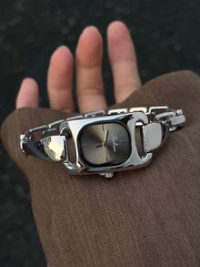 1pc Fashion Silver Women's Quartz Watch, Square Gray Dial, Minimalist Bracelet Strap, Delicate Markings, Suitable For Daily Wear - Silver - View 3