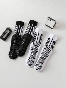 1/3/6 Pairs Men's Silicone Anti-Slip Mid-Calf Socks, Breathable & Sweat-Absorbing Sports Socks For Fitness, Running, Basketball, Football Training - Black and White - View 5