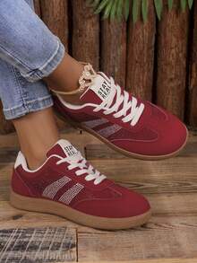 Sneakers Kasual Wanita, Desain Tali Ikat, Struktur Sol Datar - Merah - View 3