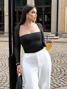 Auveirra Plus Size Women's Black Mesh Padded Bust Fitted T-Shirt - Black - View 3
