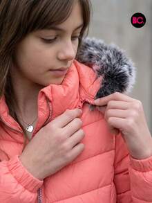 Chamarra Acolchada Para Niña Con Capucha Desmontable Y Peluche, Cierre Frontal, Bolsillos Con Cierre, Casual Para Invierno, Escuela, Paseos, Viajes Y Uso Diario Infantil Big City Moda Casual - Coral - Ver 8