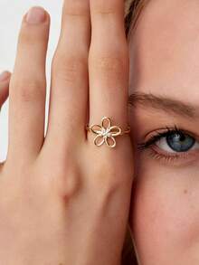 QIUCHU 1pc S925 Sterling Silver Minimalist Lace Flower Ring, Women's Hollow Rhinestone Petal Tail Ring, Light Luxury Stackable Finger Ring, Suitable For Daily Wear, Dating, Party, Also An Excellent Holiday Gift, Silver Net Weight: 1.4g - Gold - View 8