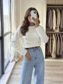 Women's Autumn Outfit: White Knit Round Neck Long Sleeve Top With Metal Buttons, Fashionable Minimalist Style, Suitable For Daily And Work Wear - White - View 7