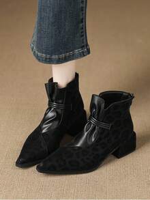 Women's Leopard Print Patchwork Pointed Toe Ankle Boots, Back Zipper Chunky Heel Ankle Boots, Vintage Elegant Niche Design Autumn/Winter Fashion Boots - Black - View 1