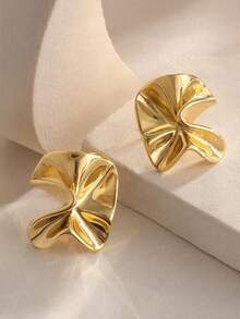 1 Pair Minimalist Unique Asymmetrical Pleated Geometric Personalized Stud Earrings Suitable For Women's Daily Wear - Yellow Gold - View 6
