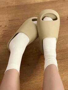 1/4/6/8/12 Pairs Solid Color Minimalist Comfortable Wide Cuff Mid-Calf Socks - White - View 9