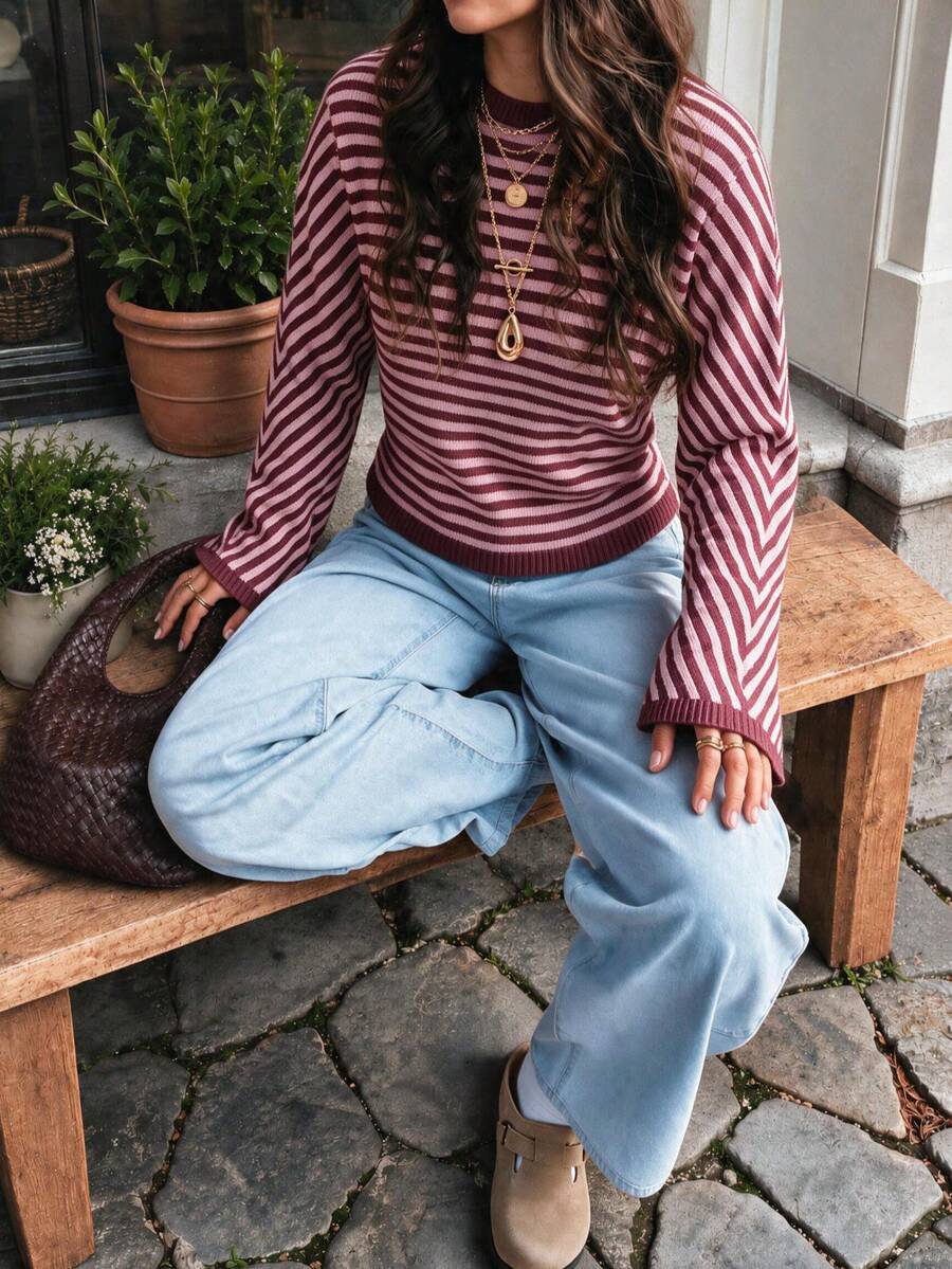 Women's Striped Crew Neck Short Knit Sweater, Vintage Style Top, Suitable For Daily Outings And Coffee Dates