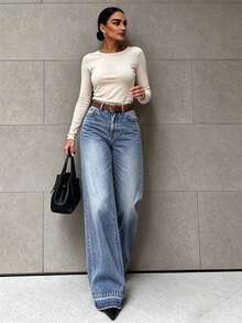 Light Wash Straight Leg Jeans, Suitable For Women's Casual Spring Wear, Button Decor, Medium Stretch Fabric, Long Length - Light Wash - View 3
