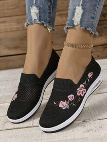 Tenis casuales de mujer de deporte para mujer, slip-on para primavera y otoño, de punta redonda, color negro, livianas modelo de tenis versátiles - Blanco y Negro - Ver 1