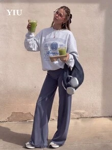 Sweatshirt Pullover Lengan Panjang Leher Bulat Warna Abu-abu Muda Wanita YIU, Detail Rajutan Bergaris dan Pola Cetak, Gaya Streetwear Kasual - Grey - View 2