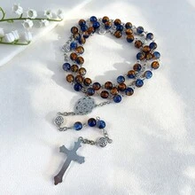 1件裝藍色琥珀雙色爆裂玻璃珠玫瑰項鍊，配銀色凱爾特結聖徒獎章十字架吊墜，天主教宗教祈禱飾品 - 彩色 - 查看 2