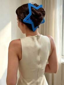 1pc Large Hollow Star Hair Clip, Giant Five-Pointed Star Hair Clip, Y2K Style Back Of Head Hair Clip, Unique Exaggerated Hair Accessory - Multicolor - View 3