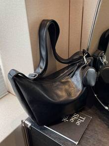 Vintage Crescent Moon Underarm Shoulder Bag With Round Small Hanging Pouch Accessory, Adjustable Wide Strap Design Large Capacity Shoulder Crossbody Women's Bag, Versatile For Commuting, Shopping, Dating And Travel - Black - View 8